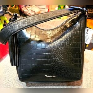 NWT Tahari Oxford Hobo Vegan Leather Shoulder Bag With Tassel And Dust Bag NEW!!